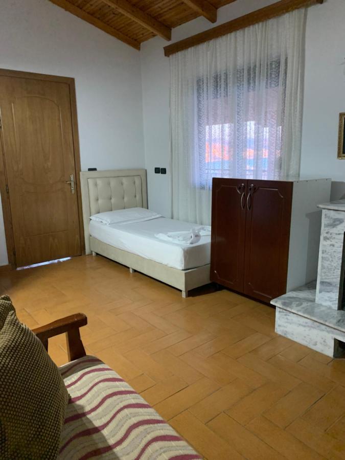 Kanina Hotel&Hostel Sarande Exterior photo